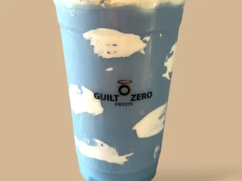 Tropical Storm smoothie with blue spirulina