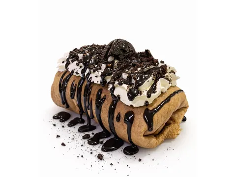 Cookies n' Cream fluffy roll